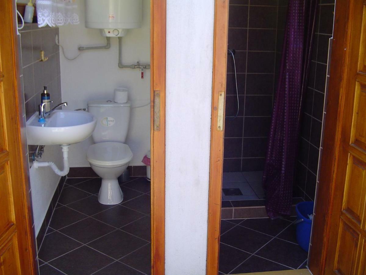 Karavan Štúrovo Zewnętrze zdjęcie